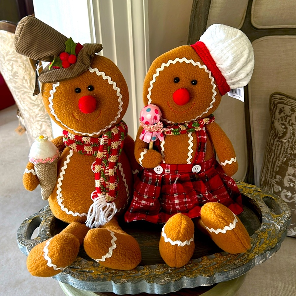 NWT Set of 2 Gingerbread Plush Boy & Girl